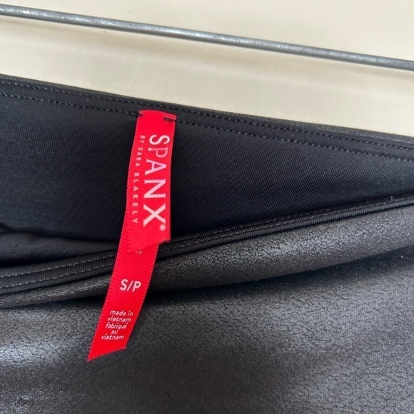 SPANXBy Sara Blakely Black Faux Leather Leggings Size S - Picture 5 of 12